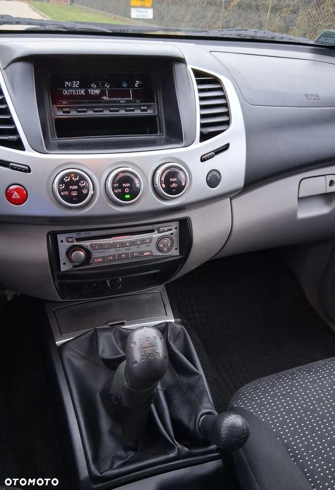 Mitsubishi L200 2.5 DID DC Instyle HP - 11