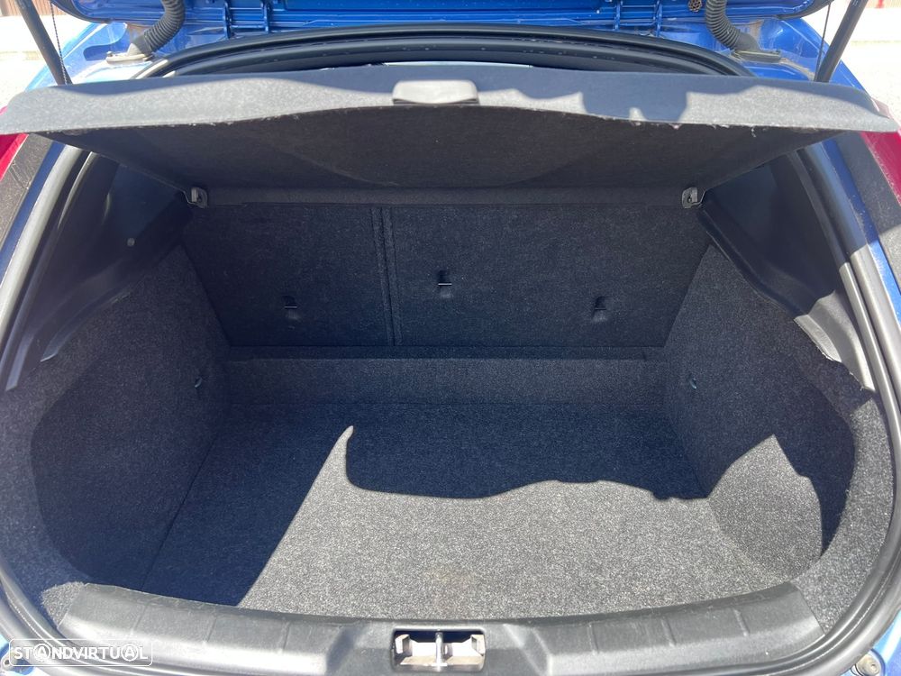 Volvo V40 1.5 T3 Sport Edition R Geartronic - 9