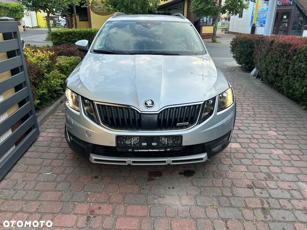 Skoda Octavia Scout 1.8 TSI 4x4 DSG - 10