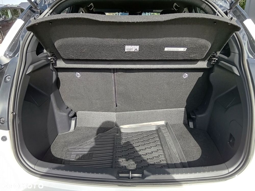 Toyota Yaris - 8