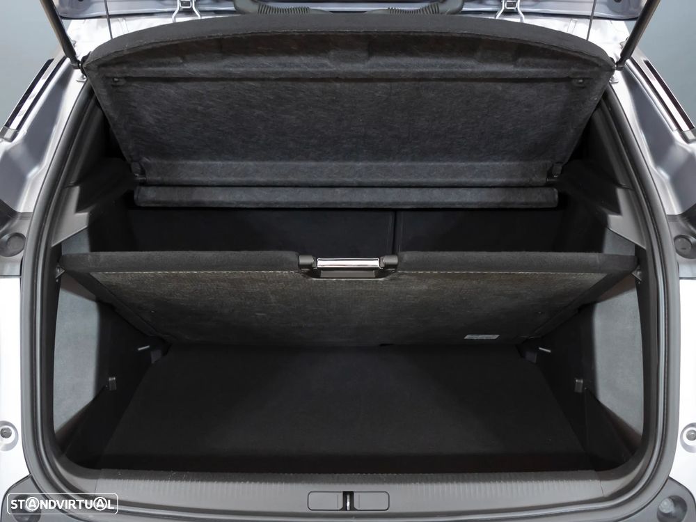 Peugeot 2008 1.2 PureTech Allure - 8