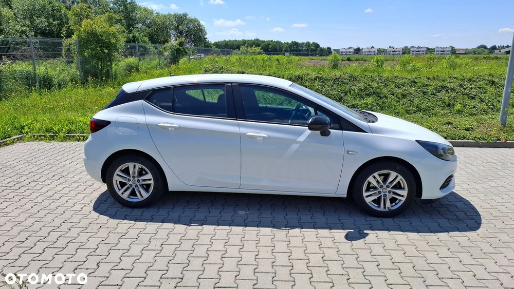 Opel Astra 1.2 T Edition S&S - 3