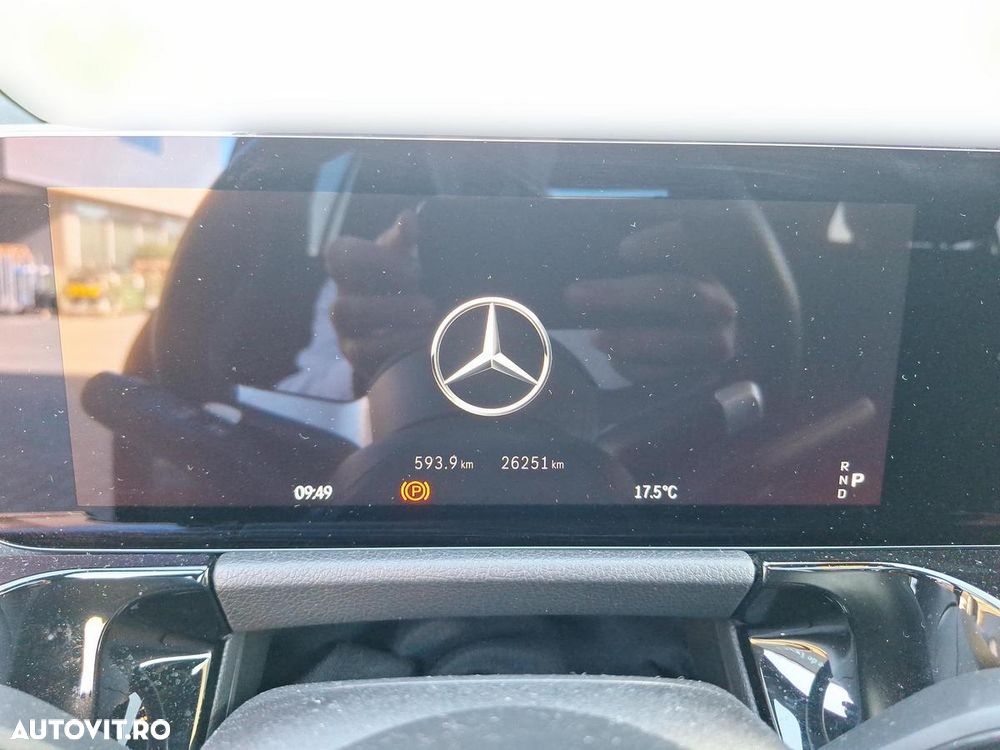 Mercedes-Benz GLA 200 d 4MATIC Aut. - 11