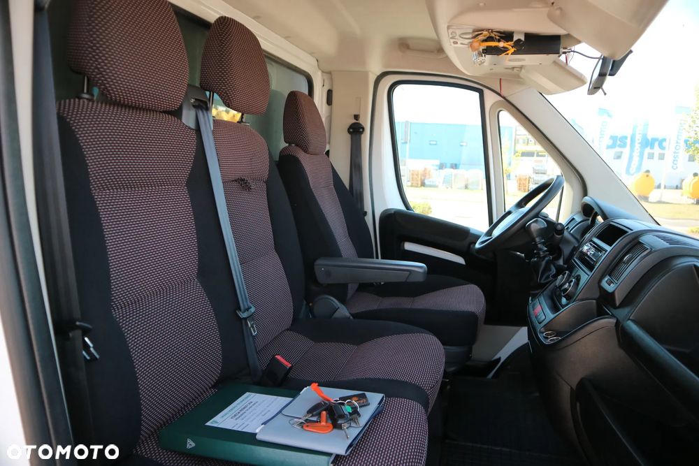 Peugeot BOXER 3,0 177KM,! 8palet + WINDA krajowy!! - 35