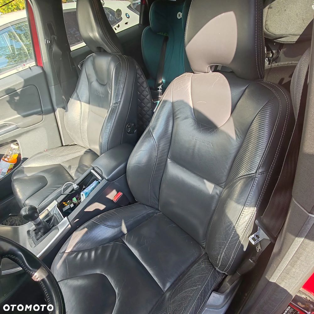 Volvo XC 60 D4 R-Design - 7