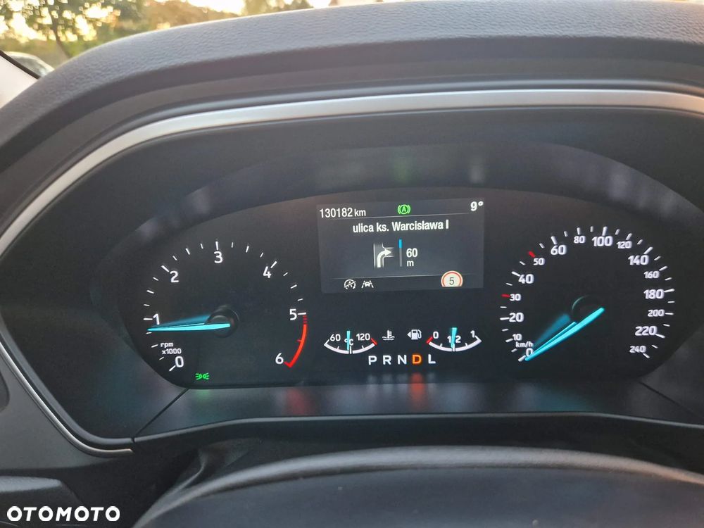 Ford Focus 1.5 EcoBlue SCR Connected - 21