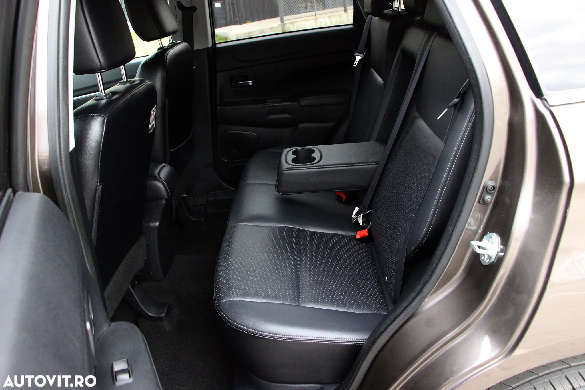 Mitsubishi ASX 1.8 DI-D 2WD Instyle - 9
