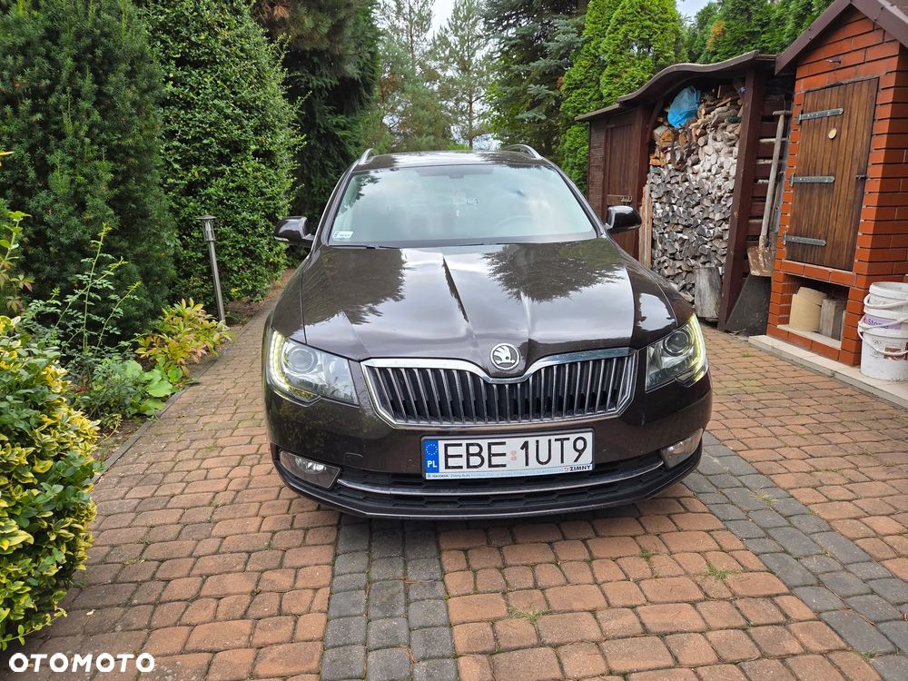 Skoda Superb 2.0 TDI Ambition - 1