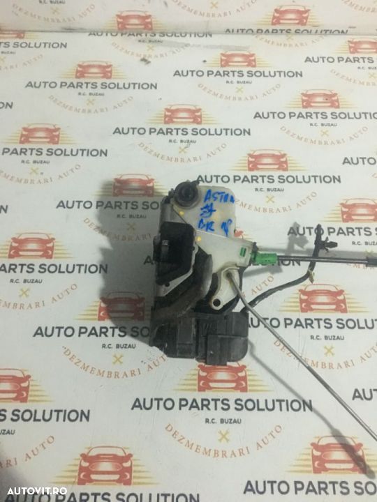 broasca usa dreapta spate Opel Astra J - 1