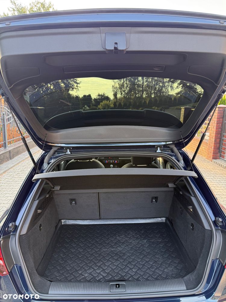 Audi A3 Sportback 1.5 TFSI cylinder on demand S tronic design - 17