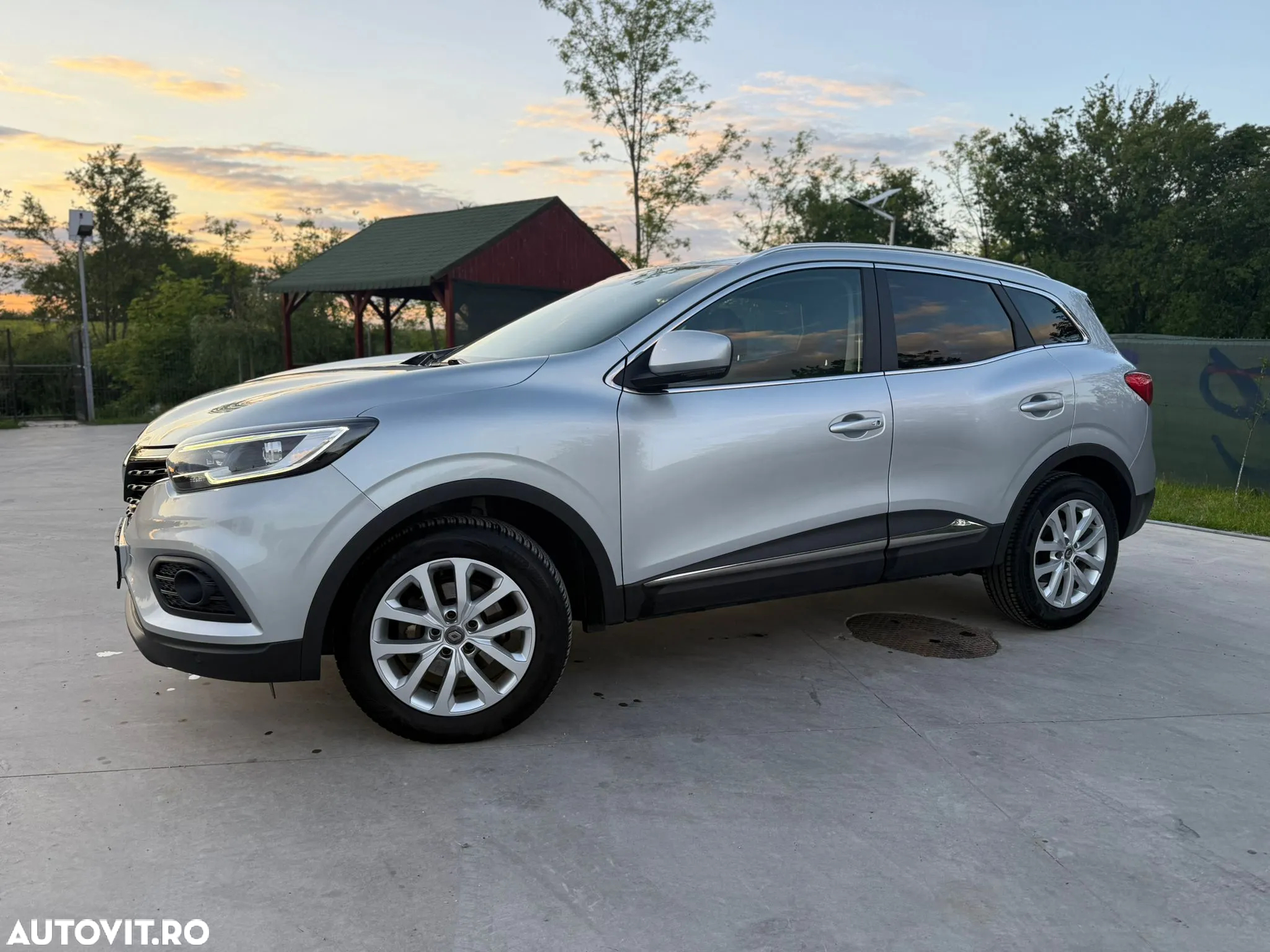 Renault Kadjar BLUE dCi 115 BUSINESS EDITION - 6
