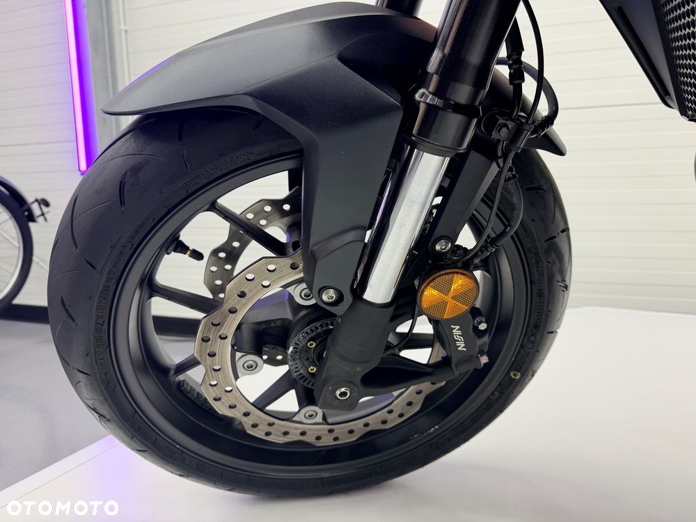 Honda CB - 18