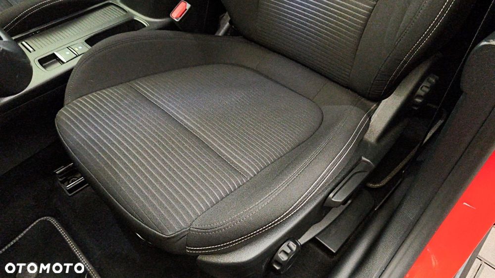 Ford Focus 1.0 EcoBoost mHEV Titanium X - 18