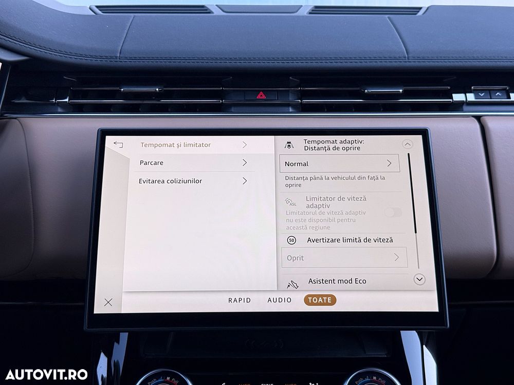 Land Rover Range Rover Sport 3.0 I6 D250 MHEV HSE Dynamic Stealth - 36