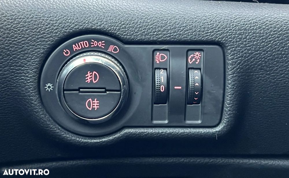 Opel Astra 1.6 CDTI DPF ecoFLEX Start/Stop ENERGY - 13