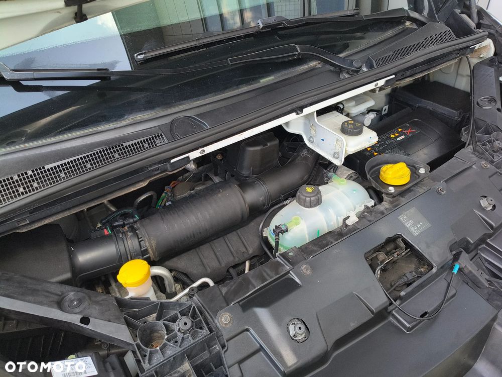 Renault TRAFIC PO LIFTINGU 2.0 DCI (120KM) 6-BIEGÓW (L2H1) LONG KLIMA STAN IDEALNY BEZWYPADKOWY NIE MA RDZY SERWIS KM DO KOŃCA ! ! ! - 23