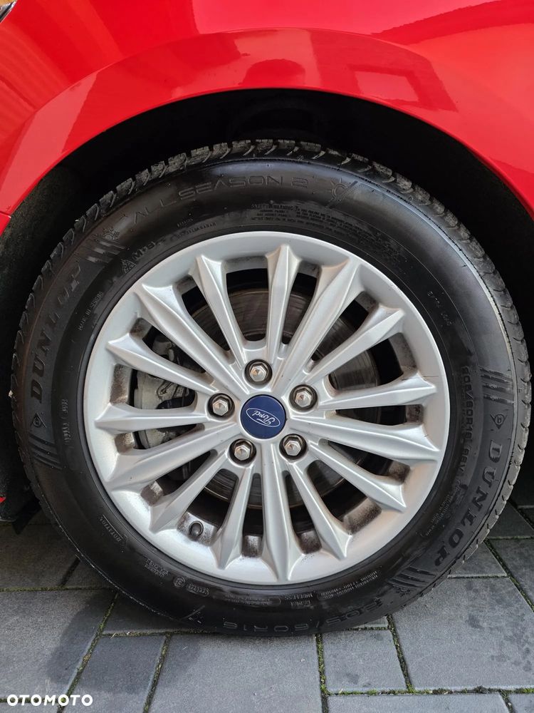 Ford Focus Turnier 1.5 EcoBlue Start-Stopp-System TITANIUM - 34