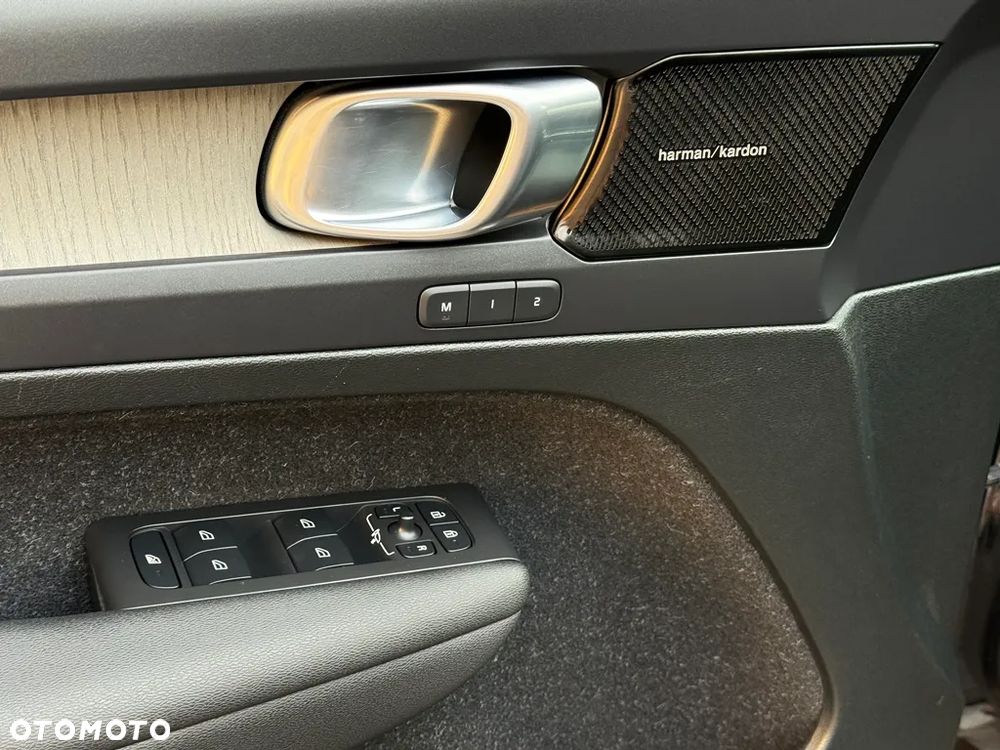 Volvo XC 40 D4 AWD Geartronic Inscription - 11