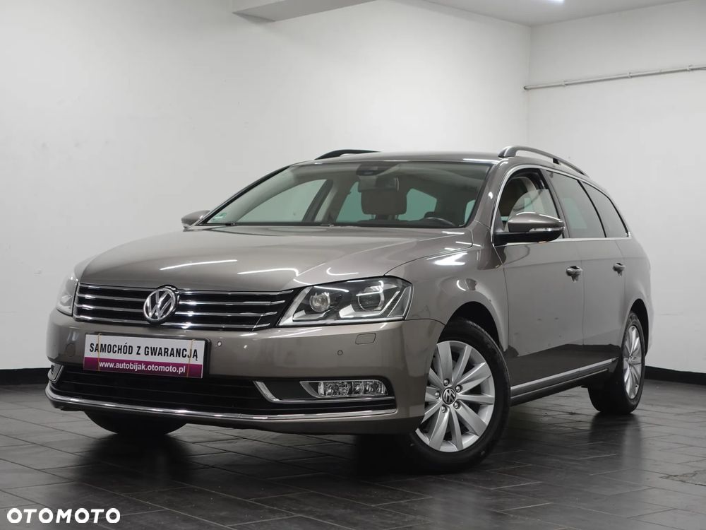 Volkswagen Passat - 13
