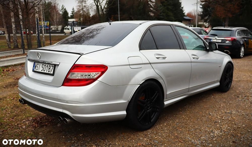 Mercedes-Benz Klasa C 230 7G-TRONIC Avantgarde Sport Edition - 4