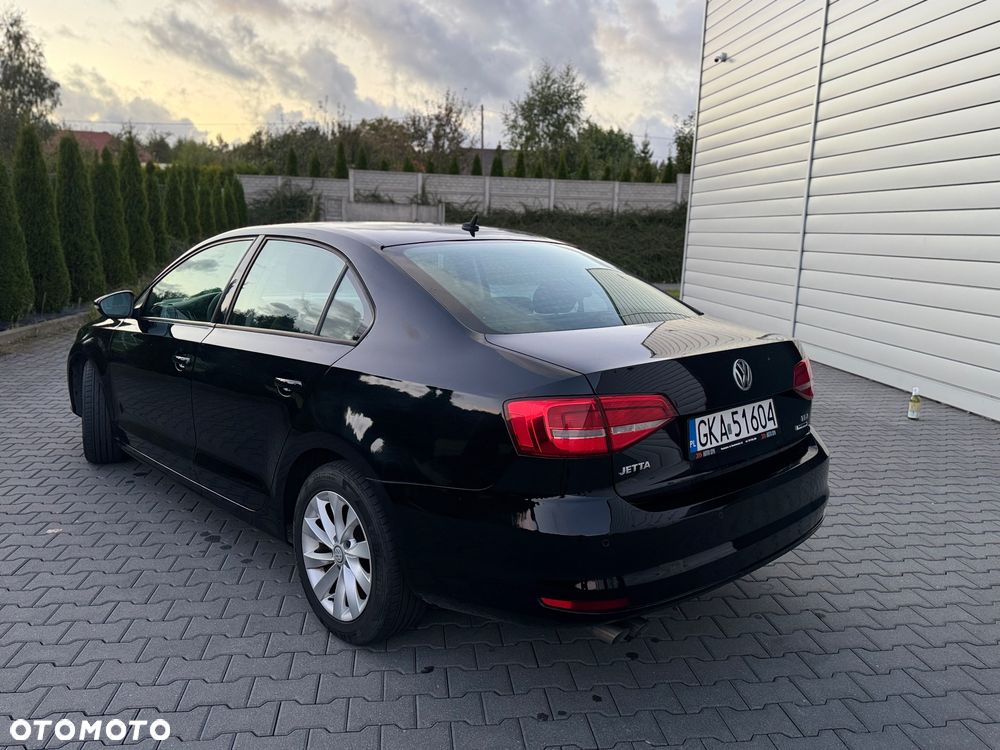 Volkswagen Jetta 2.0 TDI DPF BMT Trendline - 8