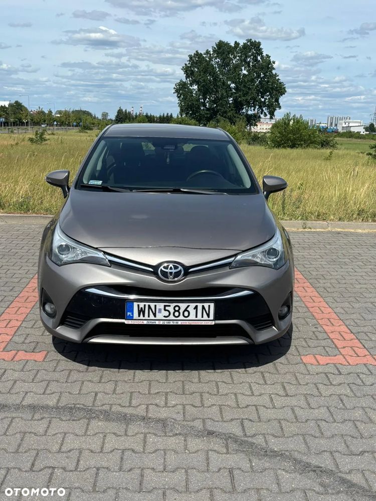 Toyota Avensis 2.0 D-4D Active Business - 3