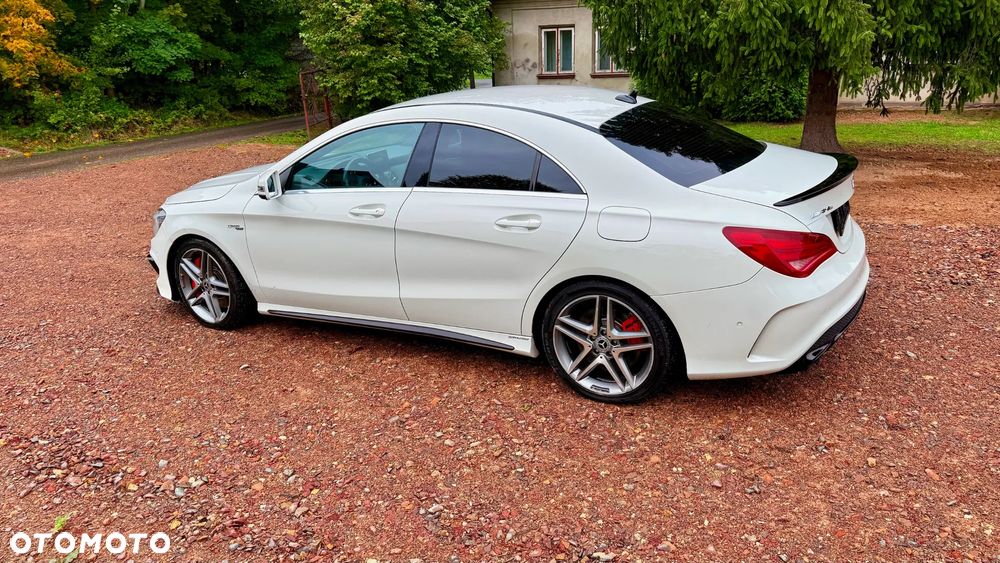 Mercedes-Benz CLA AMG 45 4-Matic - 12