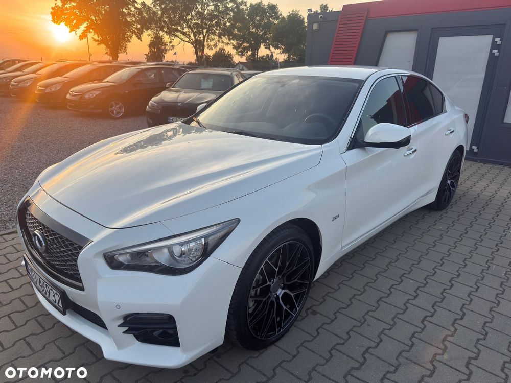 Infiniti Q50 2.0t Premium Executive - 18