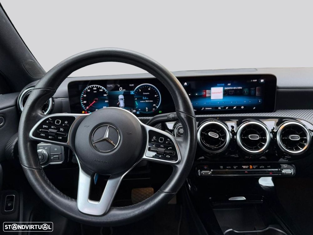 Mercedes-Benz CLA 180 - 33