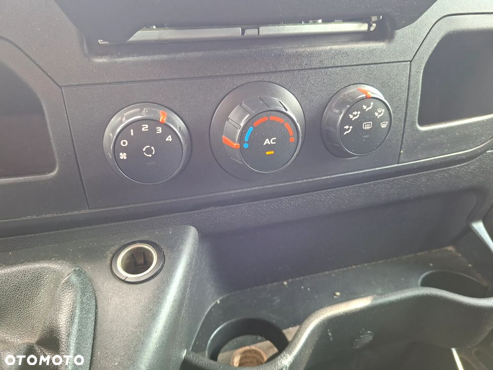 Renault Master - 9