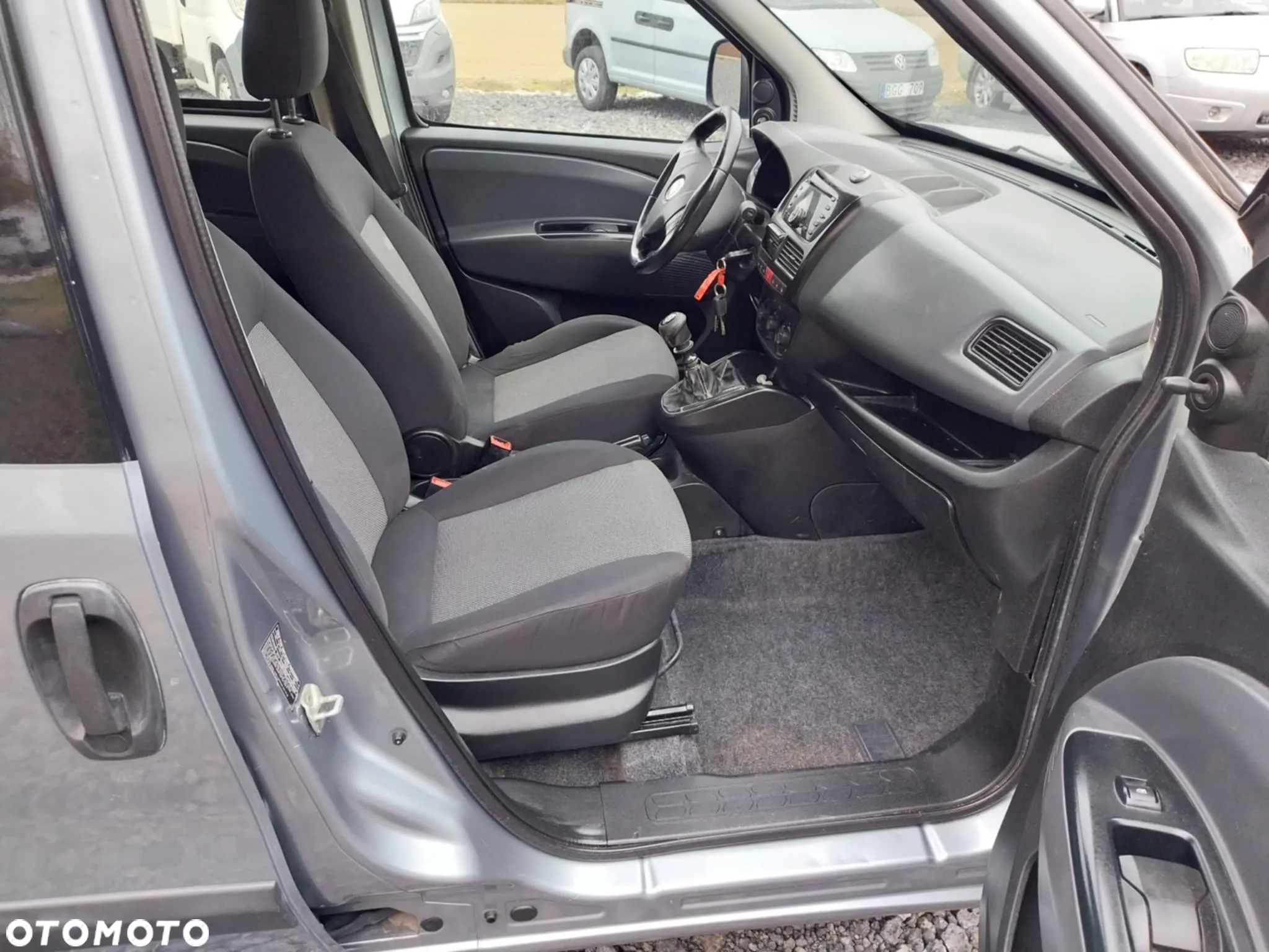 Fiat Doblo 1.4 T-Jet 16V Dynamic CNG - 9