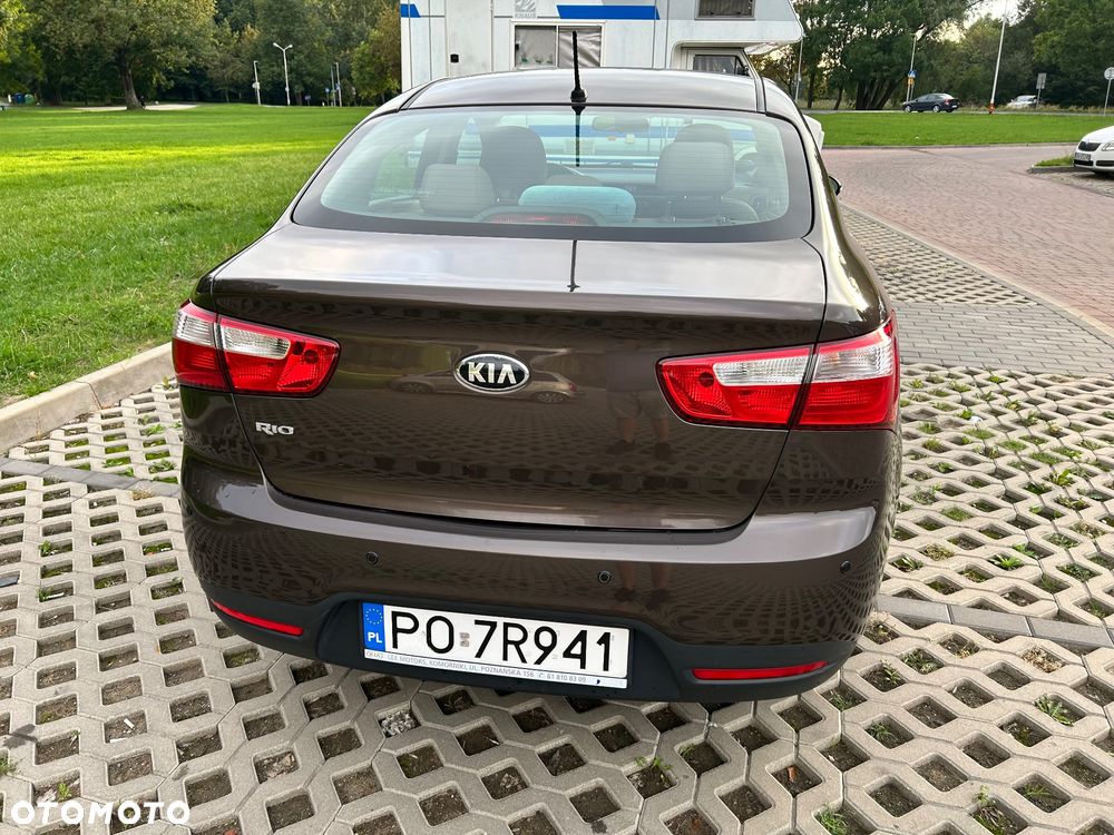 Kia Rio 1.4 XL - 26