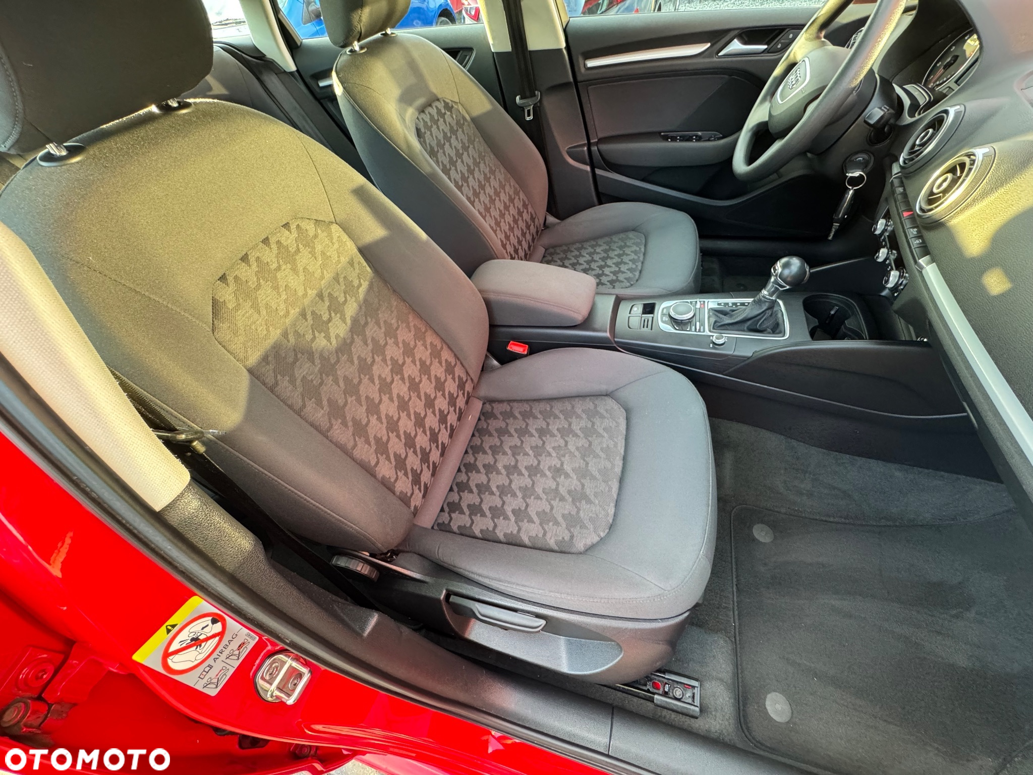Audi A3 1.2 TFSI Sportback S tronic Attraction - 24
