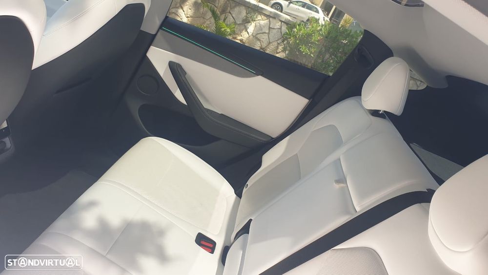Tesla Model Y Long Range Tração Integral Premium - 8