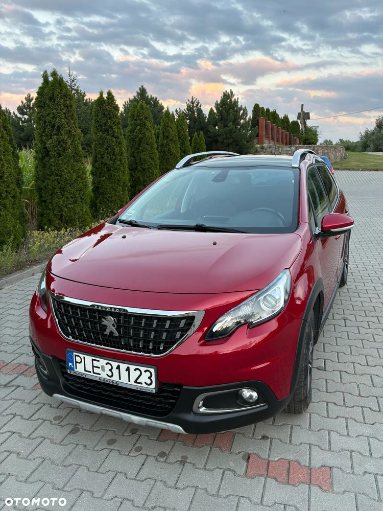 Peugeot 2008 1.2 Pure Tech Allure S&S EAT6 - 1