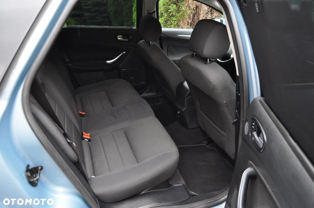 Ford Mondeo 2.0 Titanium - 10