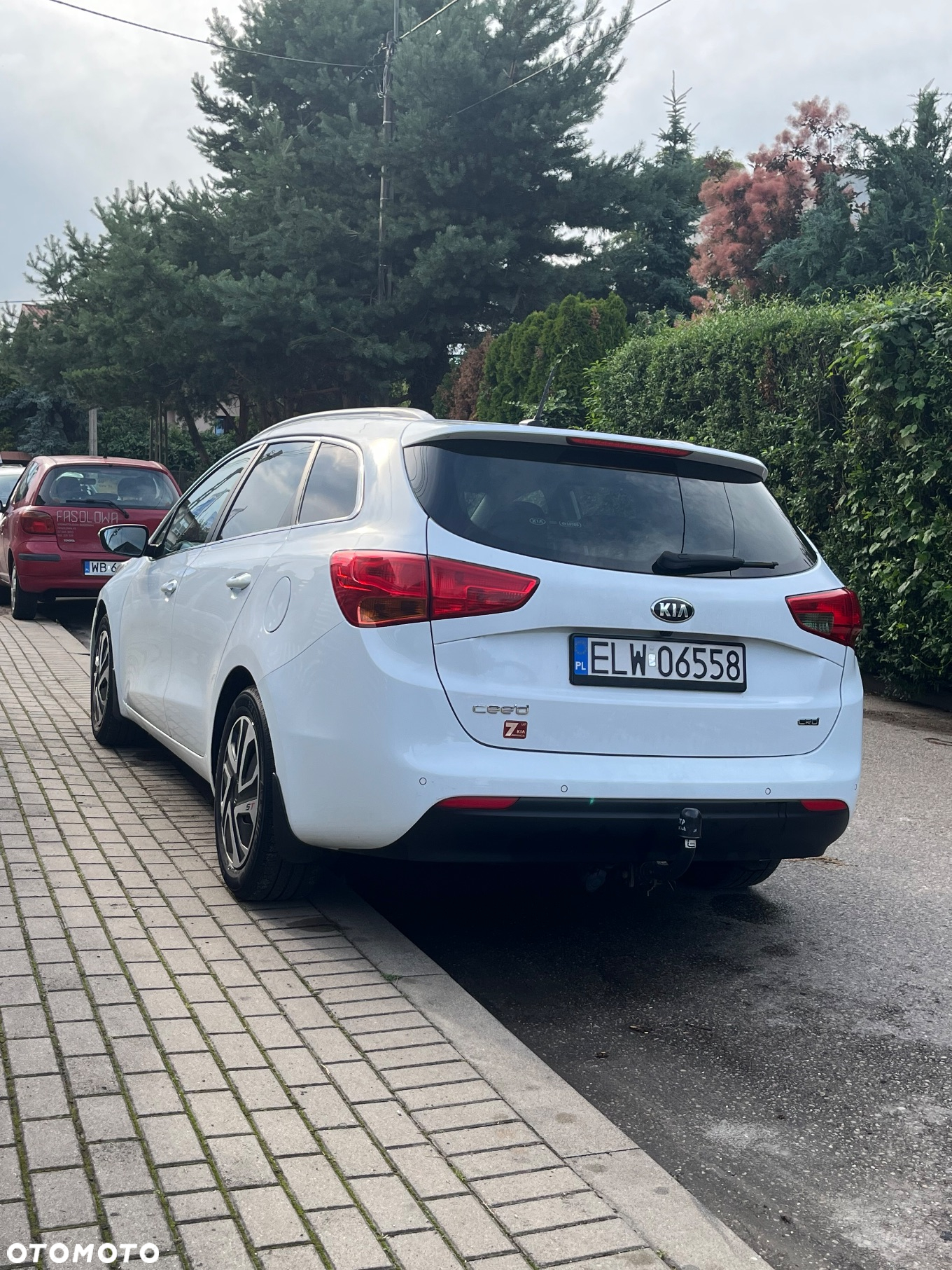 Kia Ceed - 4