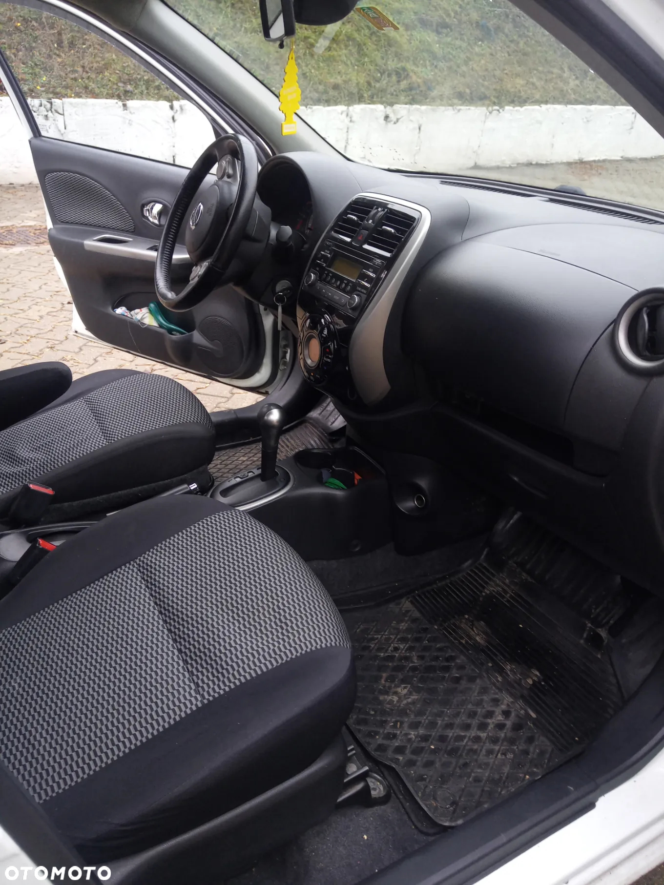 Nissan Micra - 5