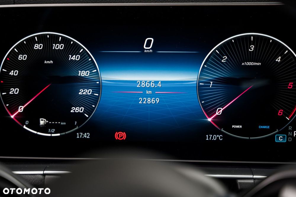 Mercedes-Benz GLE - 22