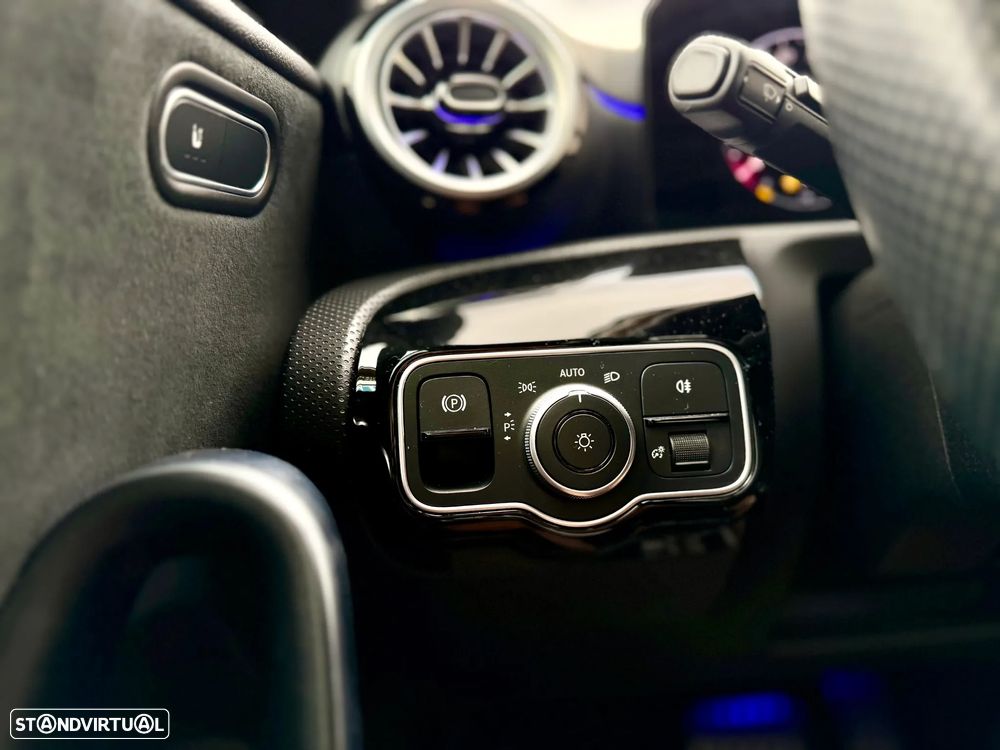 Mercedes-Benz A 200 AMG Line Aut. - 18