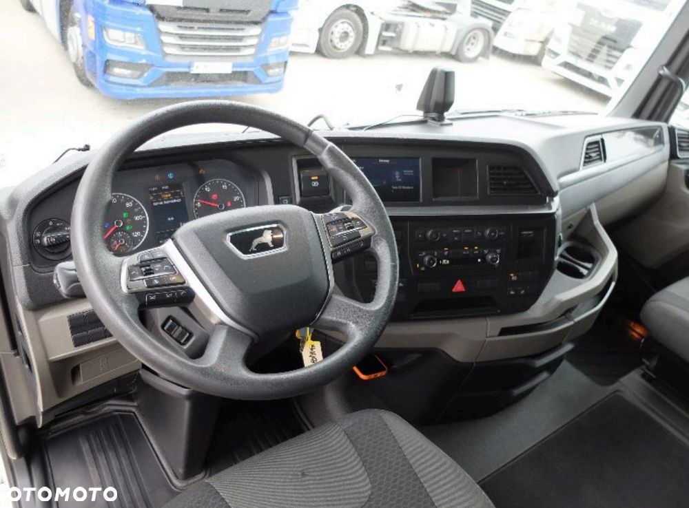MAN TGX 26.470 6x2-2 LL CH GM - 5