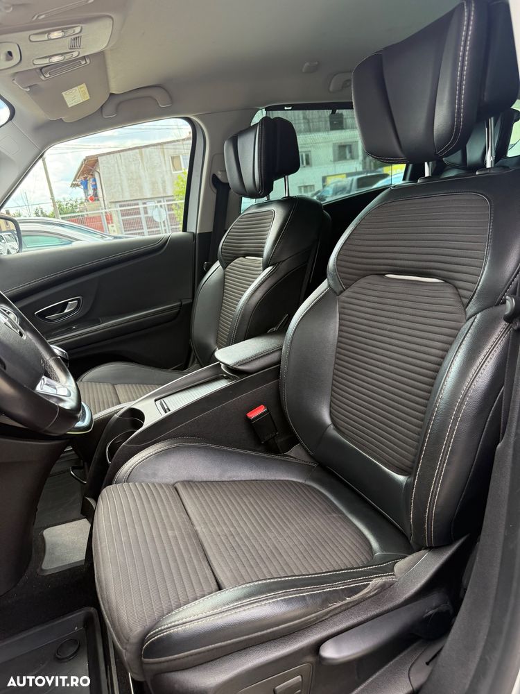 Renault Grand Scenic 1.6 dCi Stop&Start Energy Privilege - 8