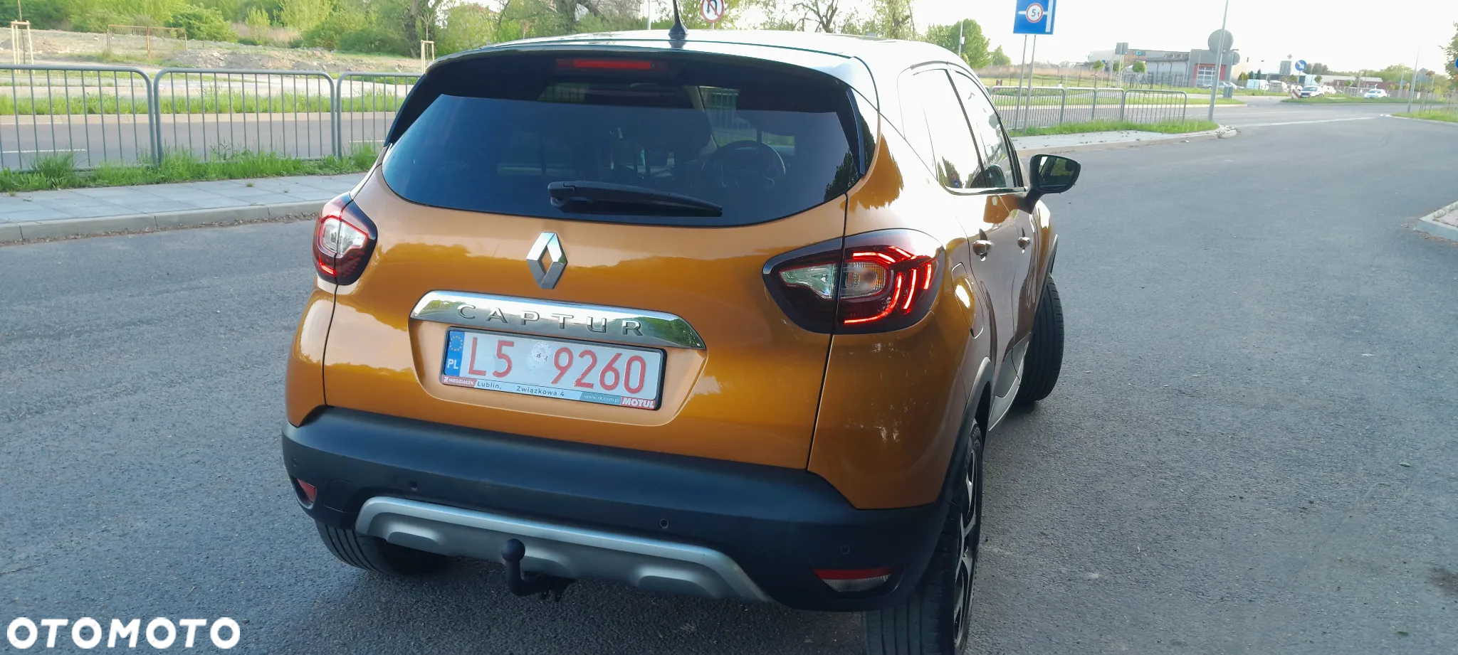 Renault Captur 1.2 Energy TCe Intens EDC - 12
