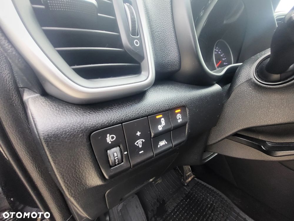 Kia Sportage 1.6 GDI L Business Line Plus 2WD - 29