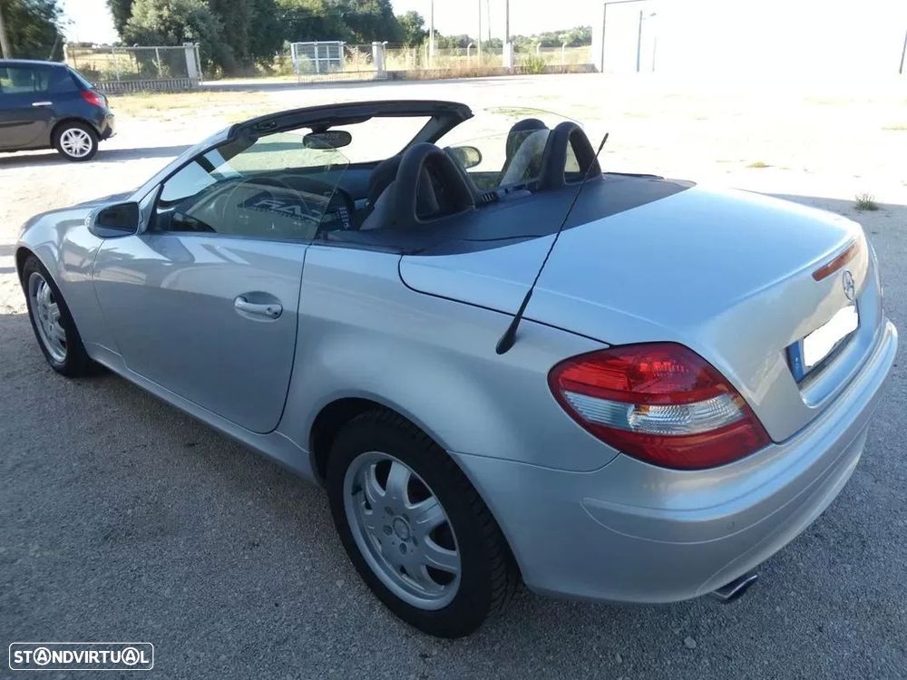 Mercedes-Benz SLK 200 - 11