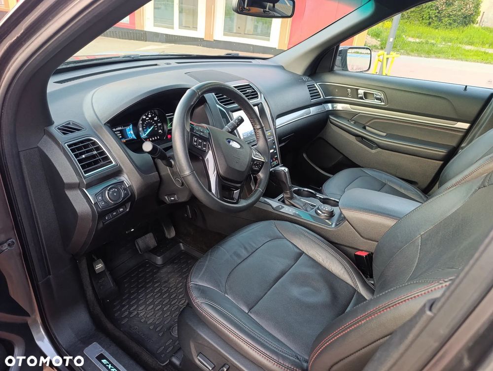 Ford Explorer - 6