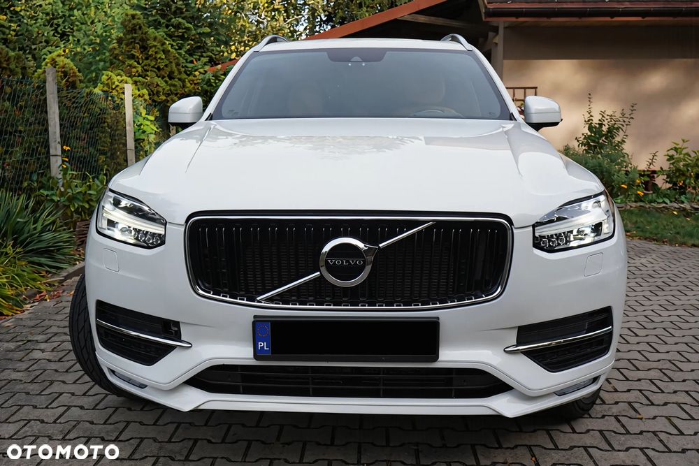Volvo XC 90 - 7