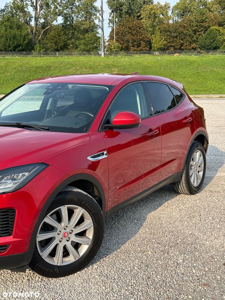 Jaguar E-Pace 2.0 P200 mHEV AWD S - 13