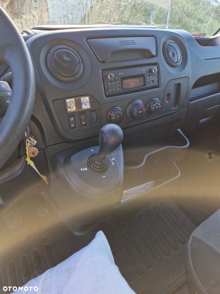 Renault Master - 15