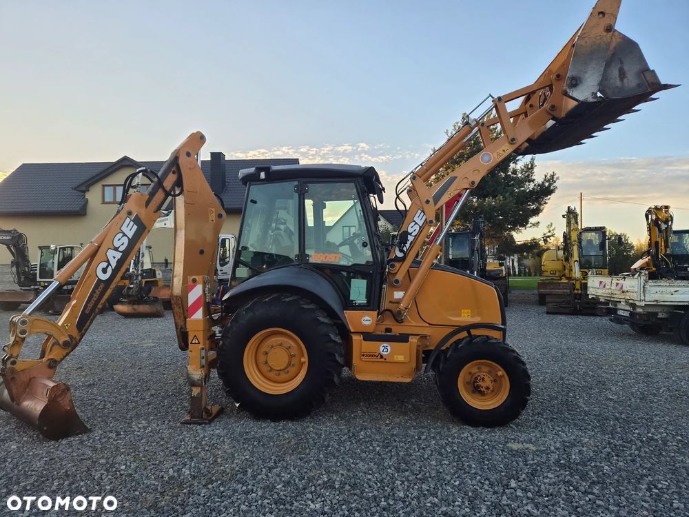 Case 590ST - 8